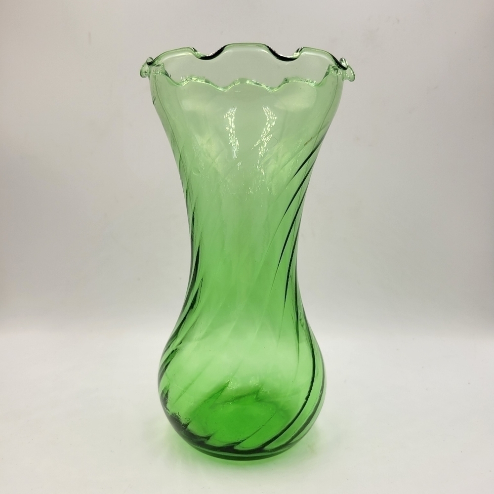Vintage Green Glass Ruffled Edge Swirl Optic Vase